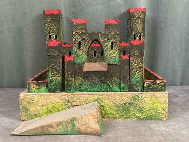 Tri-Ang England Toy Fort