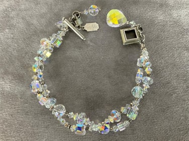 Tres Jolie Aurora Borealis Bracelet
