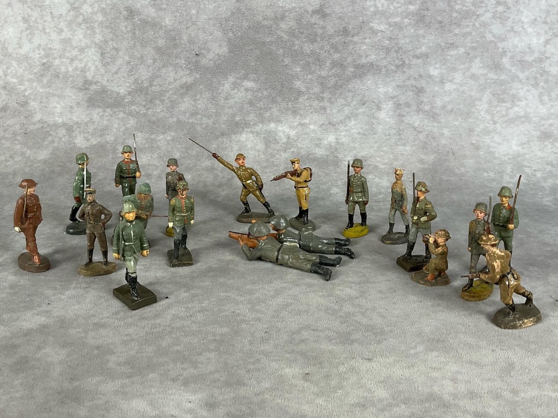 Elastolin and Lineol Soldiers: Nineteen total. Various sizes, eras and countries. Cracking, paint loss, and missing parts. Poor to fair condition. Most all are marked Elastolin or Lineol, tallest measures 3 inches.