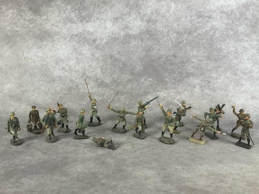 German Fighting Elastolin Soldiers