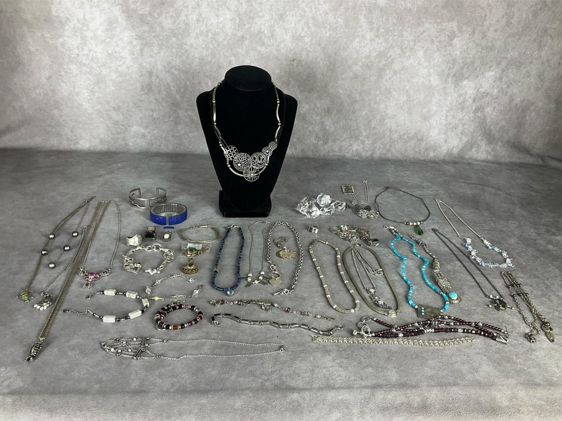 Necklaces & Bracelets, etc.: Many are sterling silver marked .925. Includes toe rings, earrings, spoon ring engraved Alice, and more. Beads, pearls, gemstones. One stone is detached on a stretch bracelet but other items are in go