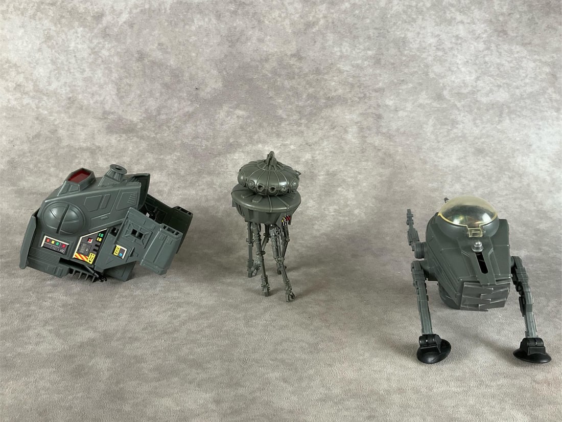 Star Wars Mini Rigs: 1982, believed to be made by Kenner Toys, but not marked. Star Wars Empire Strikes Back. Includes four. All are in good condition with play wear. Largest stands 6 inches tall.