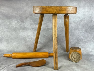 Primitive Wooden Accents