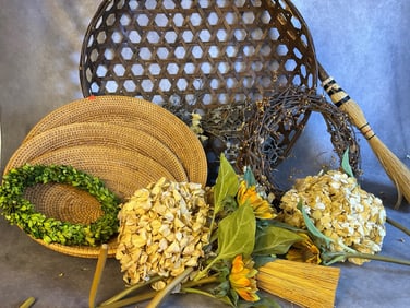 Baskets & Brooms