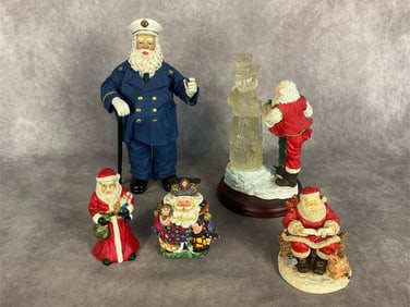 Assorted Santas