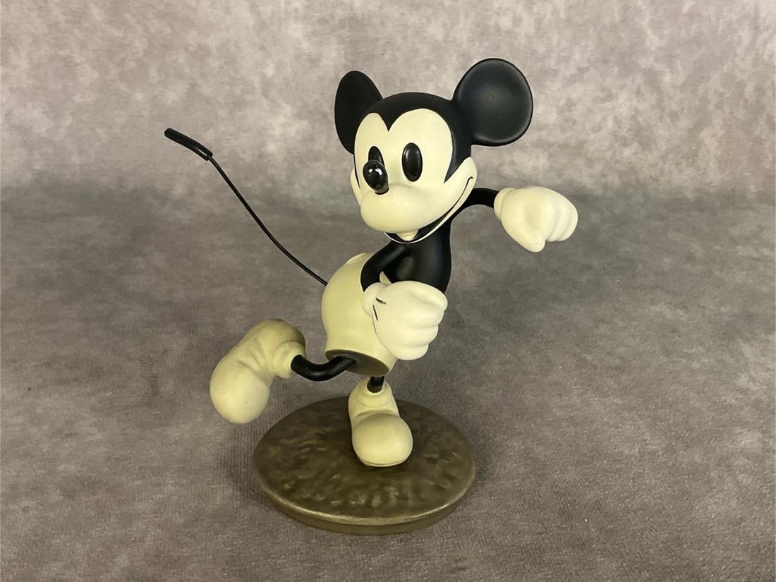 Walt Disney Classics Collection Figures: A mid 1990s The Delivery Boy Hey Minnie Lets Go Steppin figure, and a late 1990s Fantasia Medium Dancing Mushroom. Both boxes have some creasing but both figures are complete with paperwork and are in