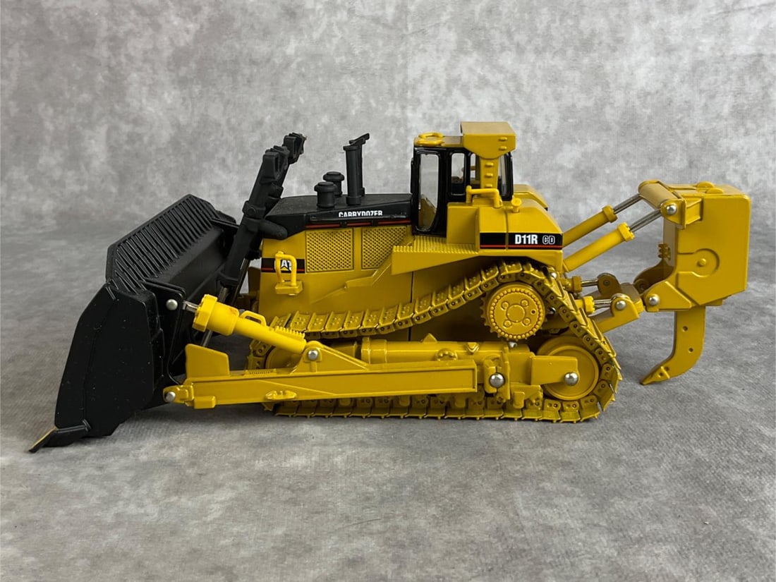 Norscot Metal Scale Models Cat Military Motor Grader X