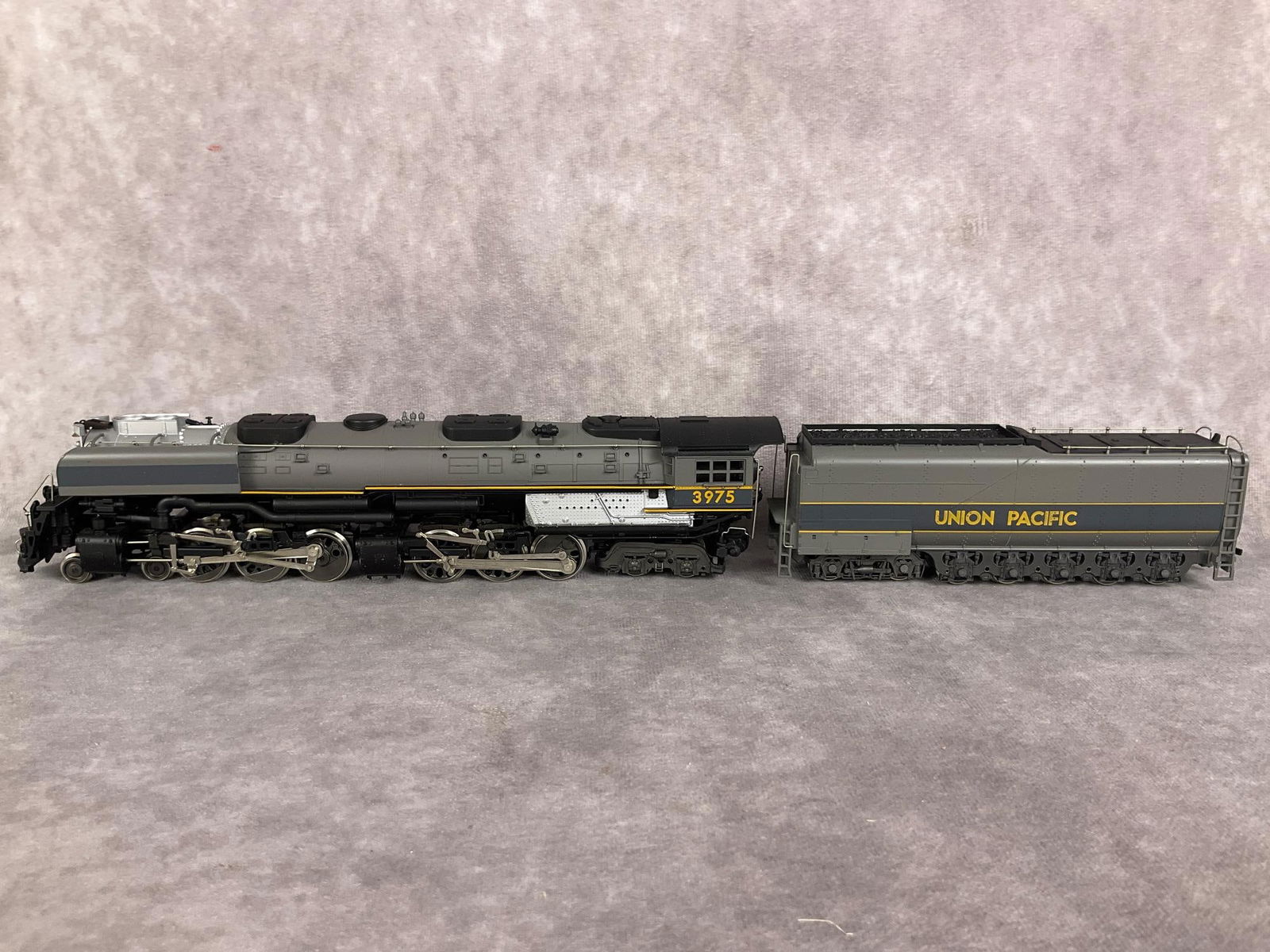 Union Pacific Engine & Tender (1 of 12)