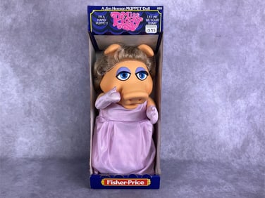 Miss Piggy Hand Puppet