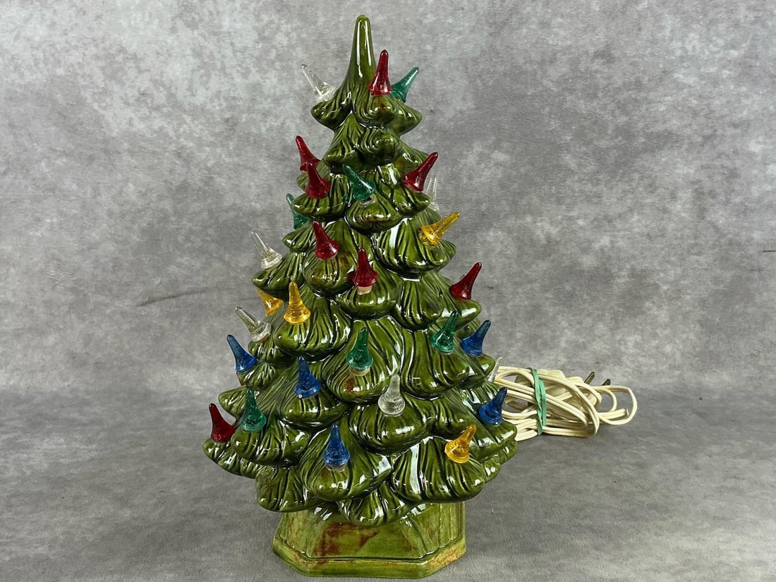 1970's Ceramic Christmas Tree (1 of 7)