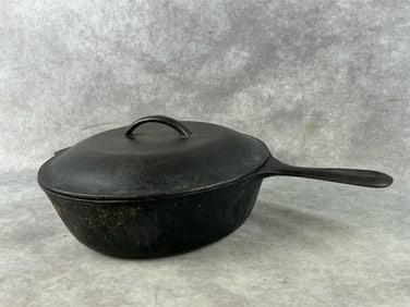 No. 8 Cast Iron Pan