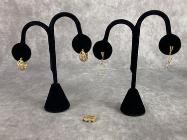 Ladies 14kt Earrings