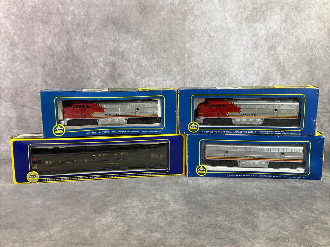 AHM Santa Fe Train (1 of 20)