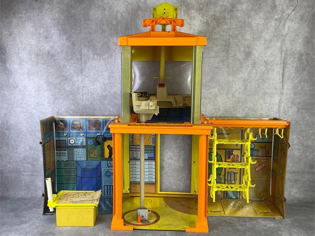 1972 GI Joe Team Headquarters Play Set: 1972 GI Joe Adventure Team Headquarters play set that folds into a compact case. Appears to be complete with accessories, but not guaranteed. In good condition, with play wear. Measures 12.75 inches w