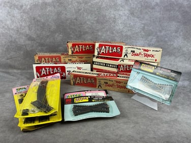 Atlas Train Tracks & Accessories