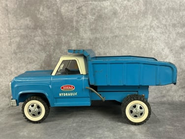 Tonka Hydraulic Pressed Steel Truck