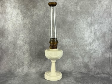Victorian Aladdin Mantle Oil Lamp