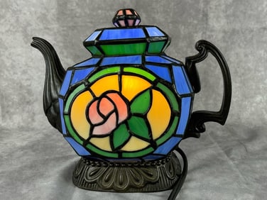 Tiffany Style Floral Teapot Lamp