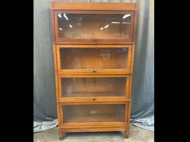 Globe-Wernicke Barrister Bookcase