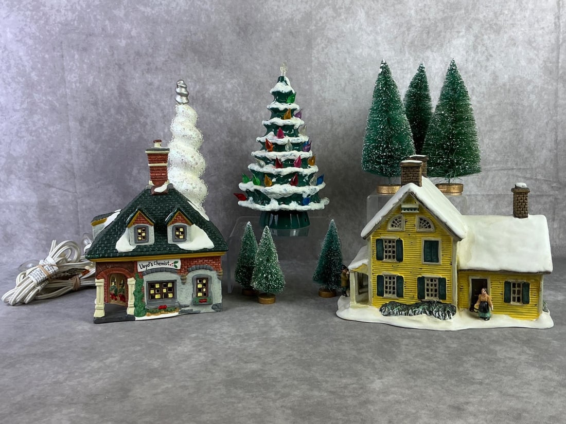 Christmas Village Finds (1 of 16)
