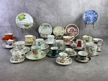 Teacup & Saucers