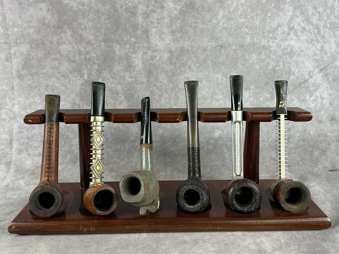 Gentleman's Oddity Tobacco Pipes (1 of 15)
