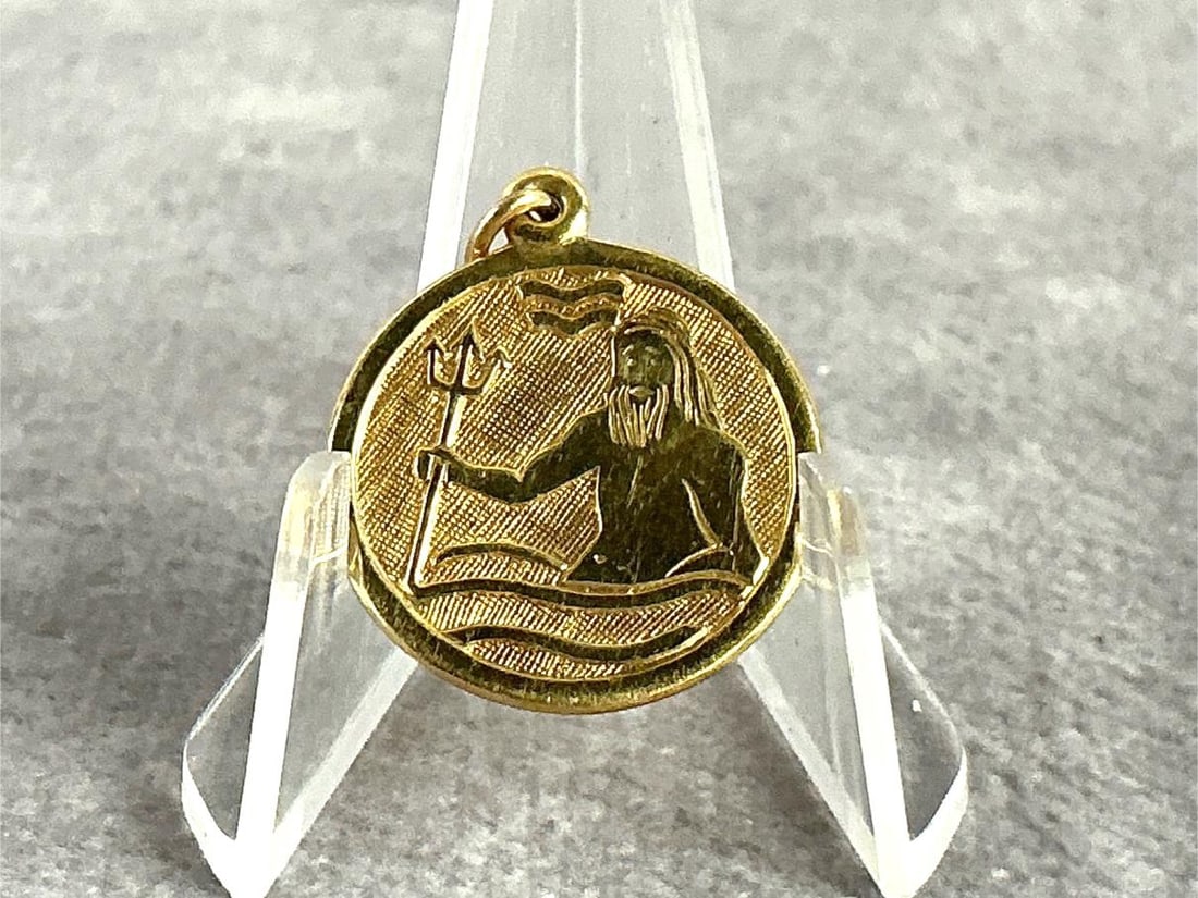 14k Yellow Gold Poseidon Charm & Necklace (1 of 5)