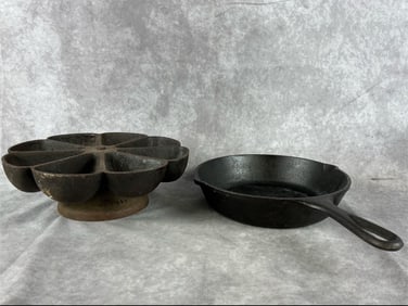 Cast Iron Cobblers Tulip & Pan