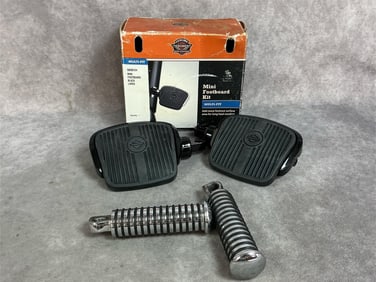 Harley-Davidson Footboard Kit & Heel Raiser
