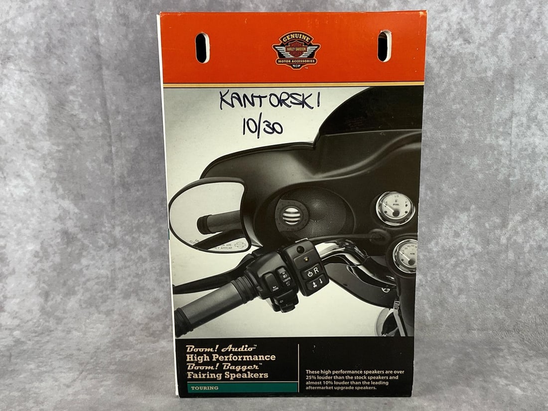 Harley-Davidson Speakers: 2009 Fairly high performance fairing speakers. Writing on front of box. New in box. Measures 7.5 inches long x 4.75 inches deep x 12 inches tall.