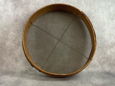 Bent Wood Sieve