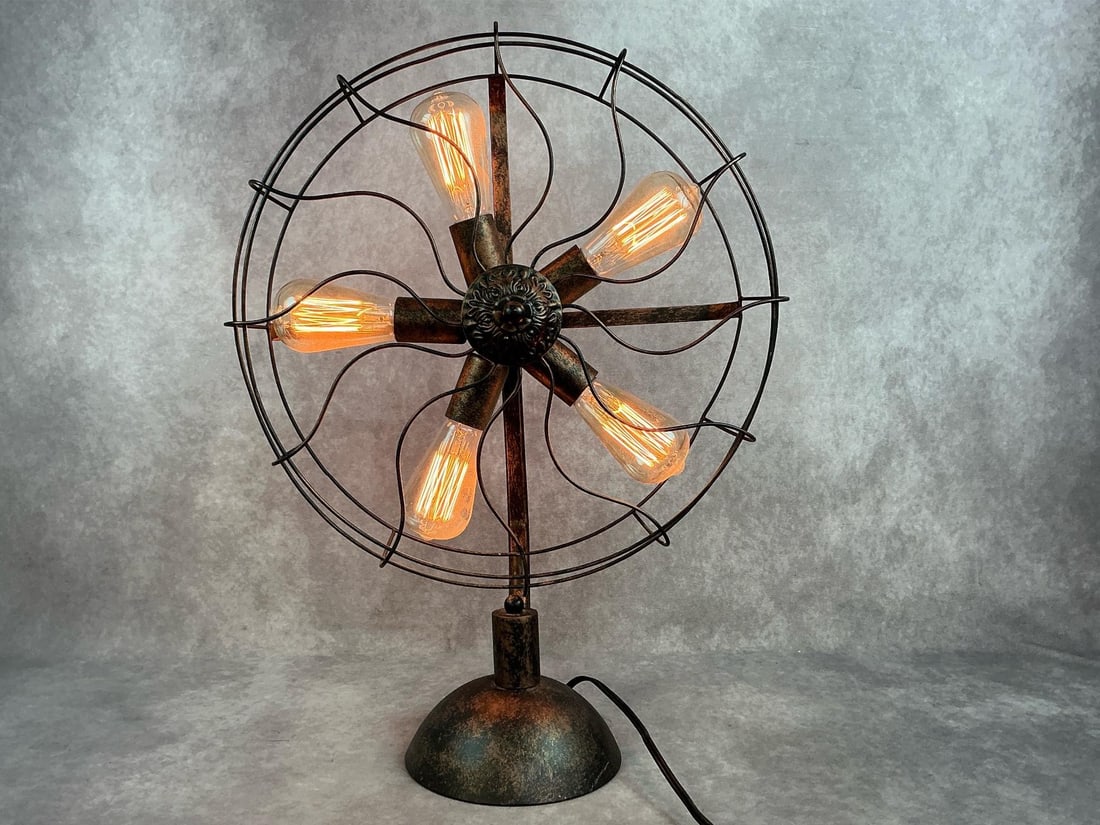 Bronze 5 Light Fan Shaped Lamp: Modern five bulb light. Bronze metal lamp in fan shape. Switch on cord. Good condition. 19 inches wide x 6 x 24 inches tall.