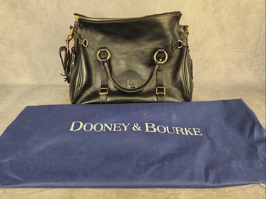 Dooney & Bourke Purse