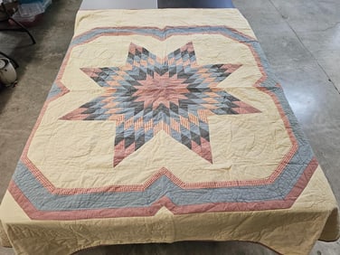 Star Design Quilt