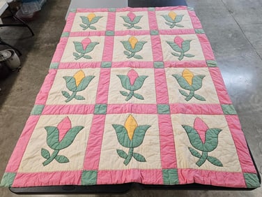 Tulip Pattern Quilt