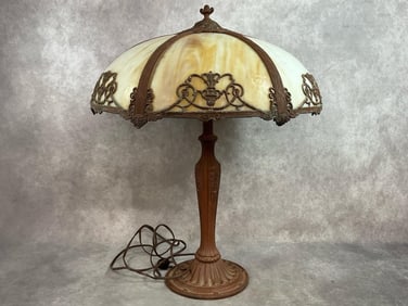 1930s Carmel slag glass six panel lamp with painted cast metal base. Glass panels are in good