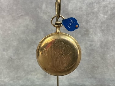 Circa 1910 Waltham 14kt gold pocket watch. Inside is stamped 14k 585/1000 Fine and serial number