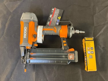 Pneumatic 18 GA 2 1/8 Inch Nailer. With Clean Drive Technology, Swivel Quick Connect. Never Used, In