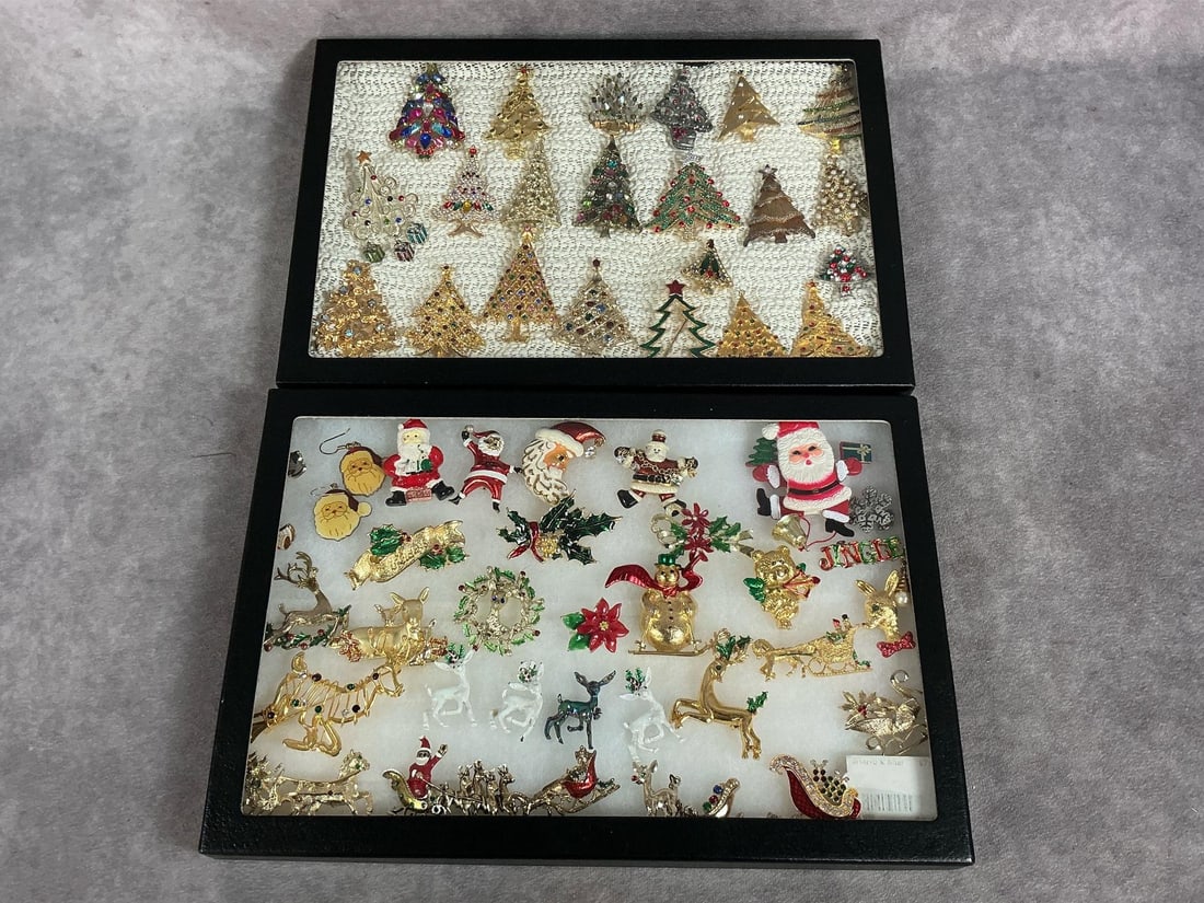 Christmas Trees, Santa, Reindeer and More Pins (1 of 7)