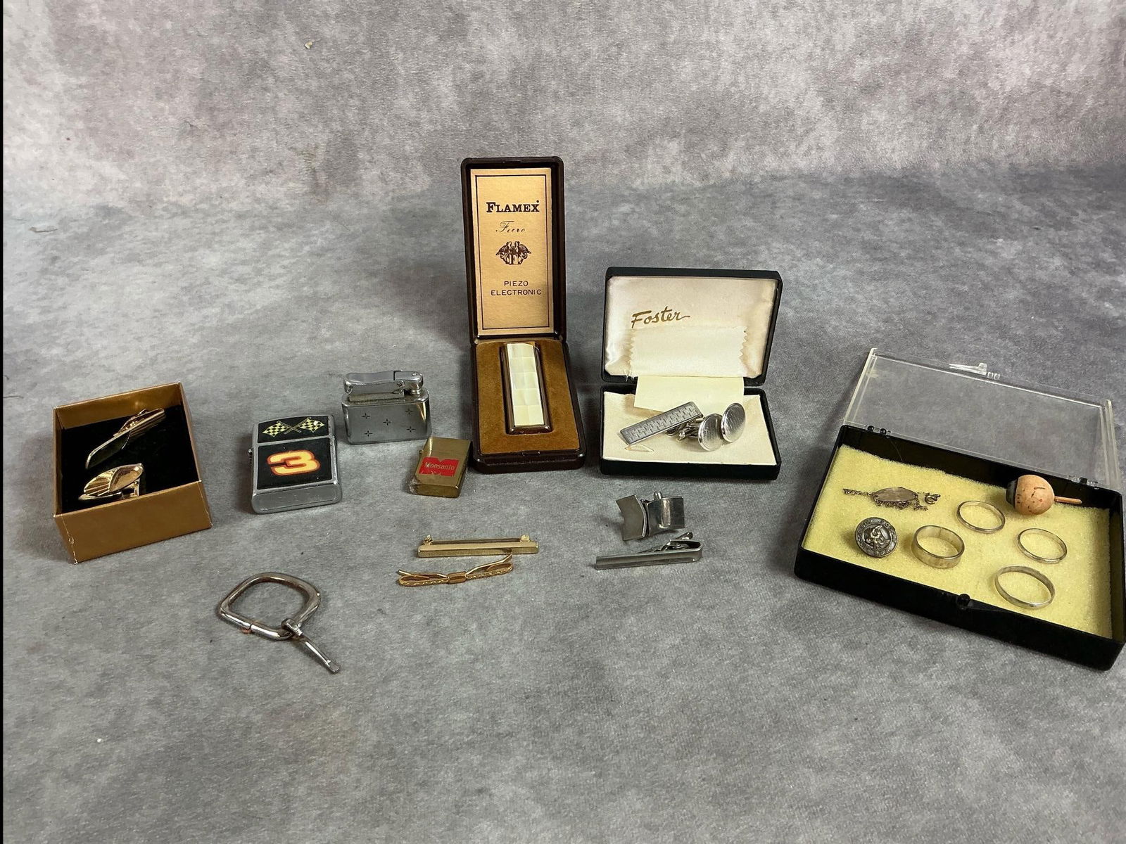 Men’s Jewelry & Lighters (1 of 8)