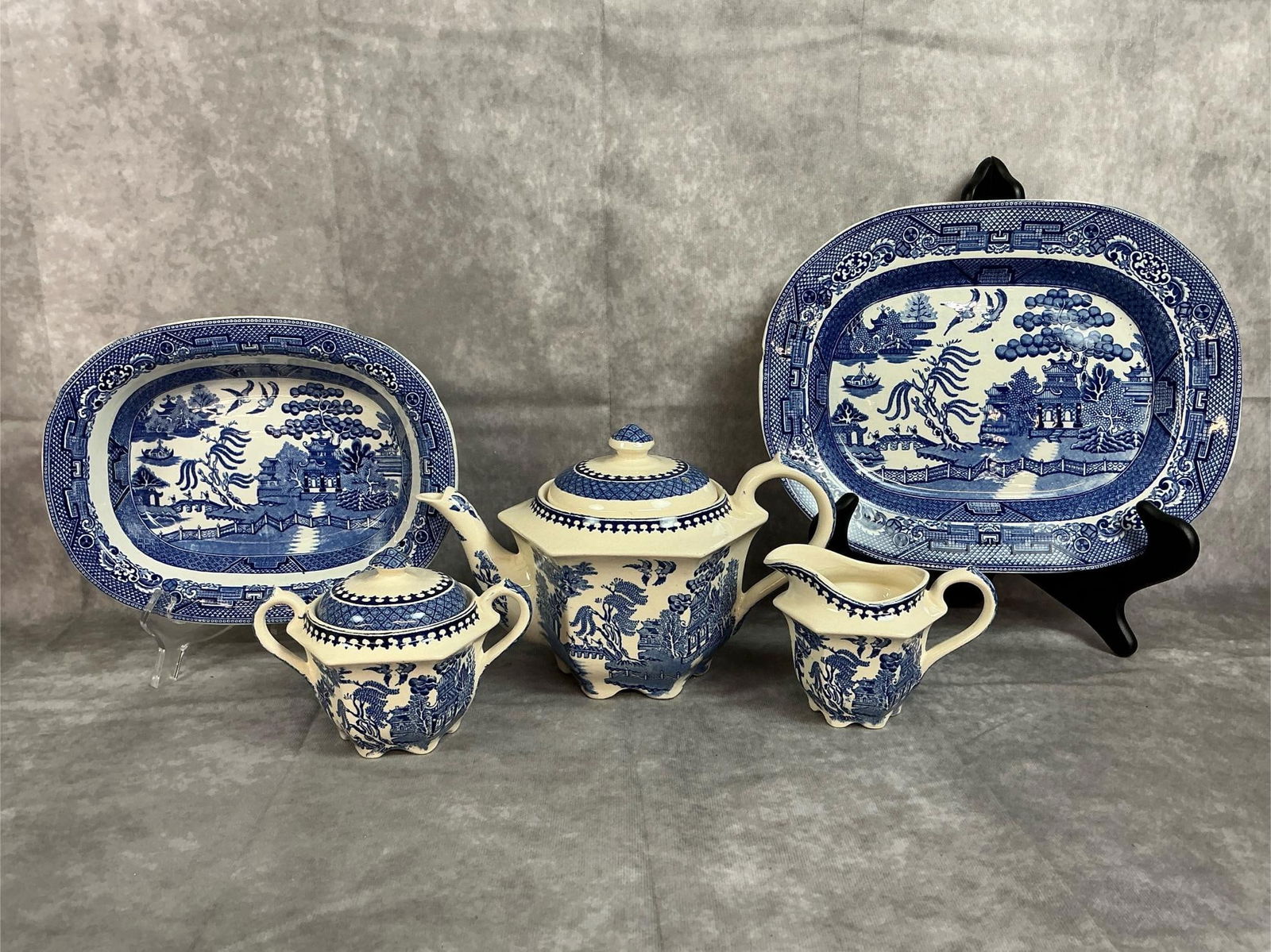 Blue Willow Ironstone (1 of 20)