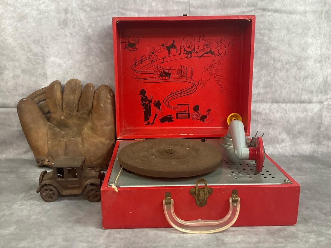 Vintage Toys Lot (1 of 9)