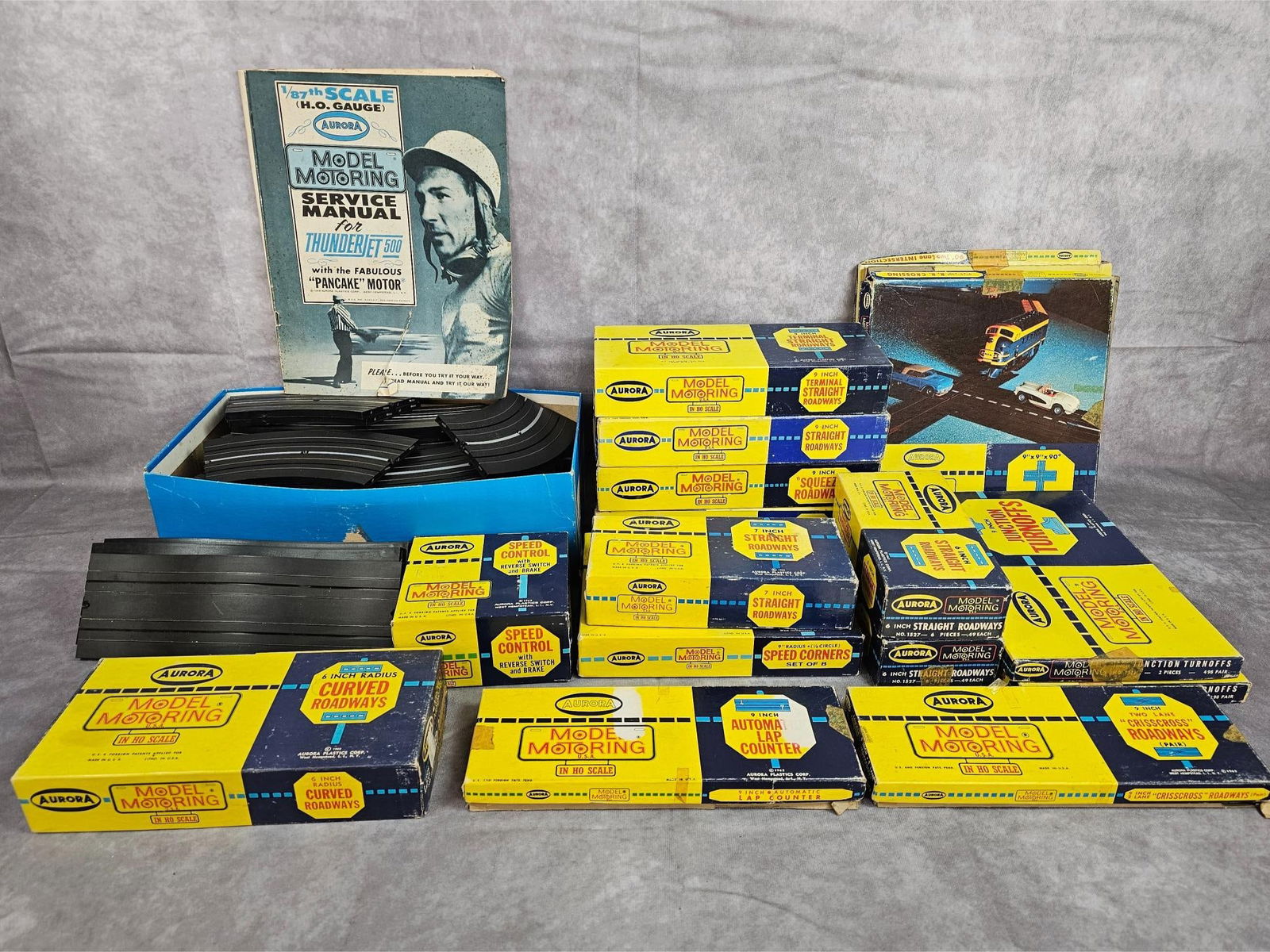 Aurora Model Train Tracks (1 of 13)