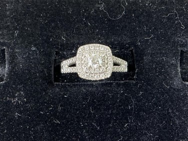 14kt Double Halo Diamond Ring