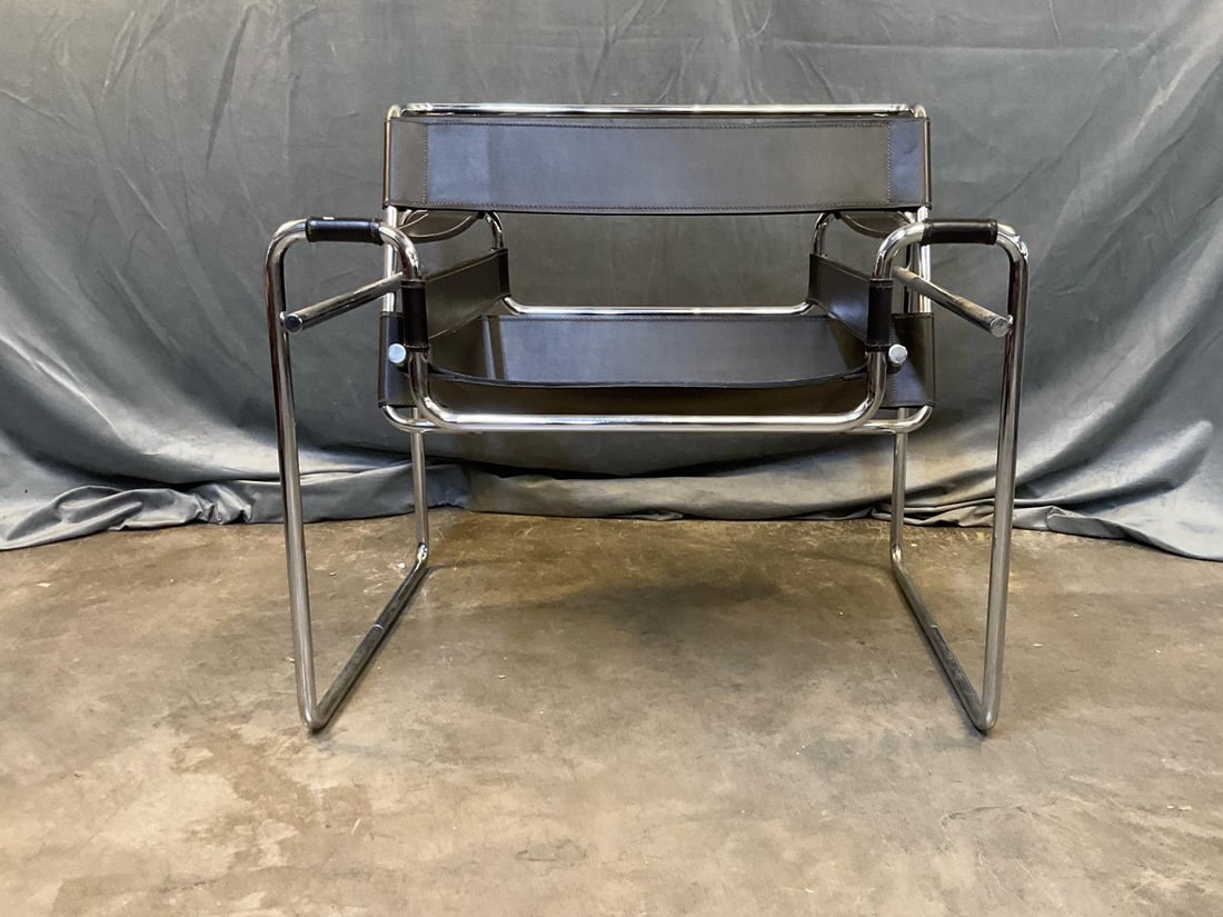 MCM Wassily Lounge Chair, "Model B3": Mid 1960's - late 1960's Bauhaus School "Model B3" lounge armchair. Designed by Marcel Breuer in 1925 and manufactured by Stendig and Gavina in Italy in the 1960's. Tubular chromed steel frame with so