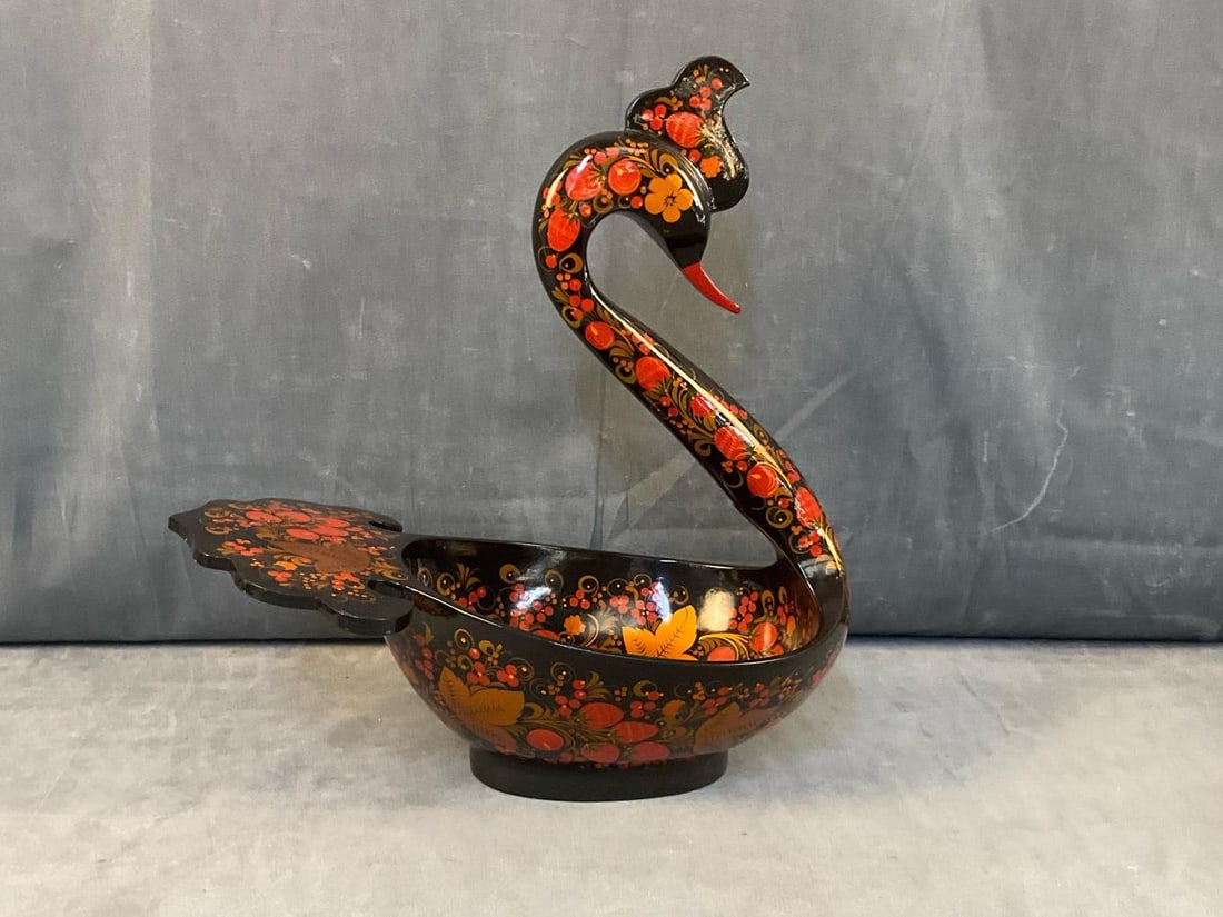 Russian Lacquer Ware - 4