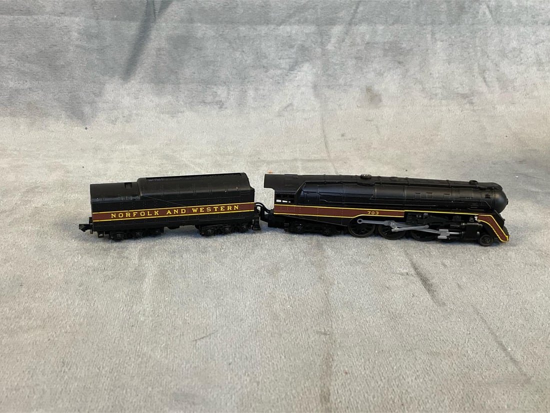 Con-Cor Model Train - 4