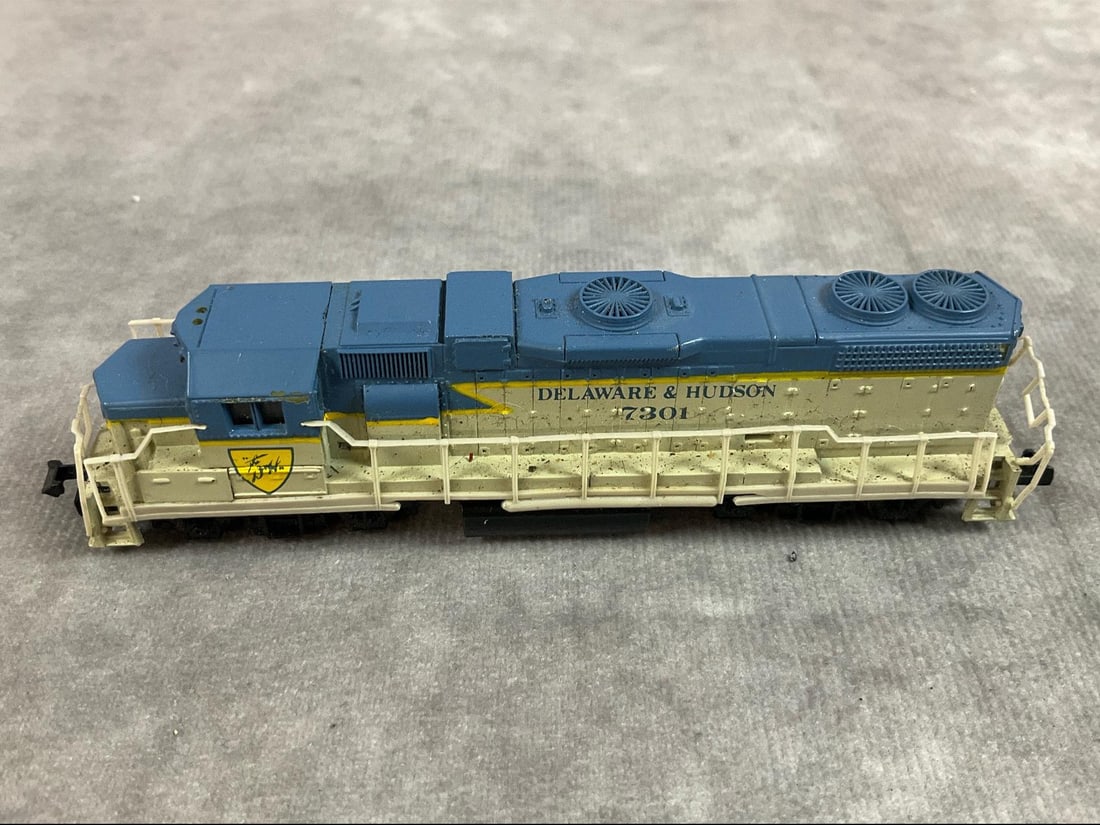 Model Train Engines - 4