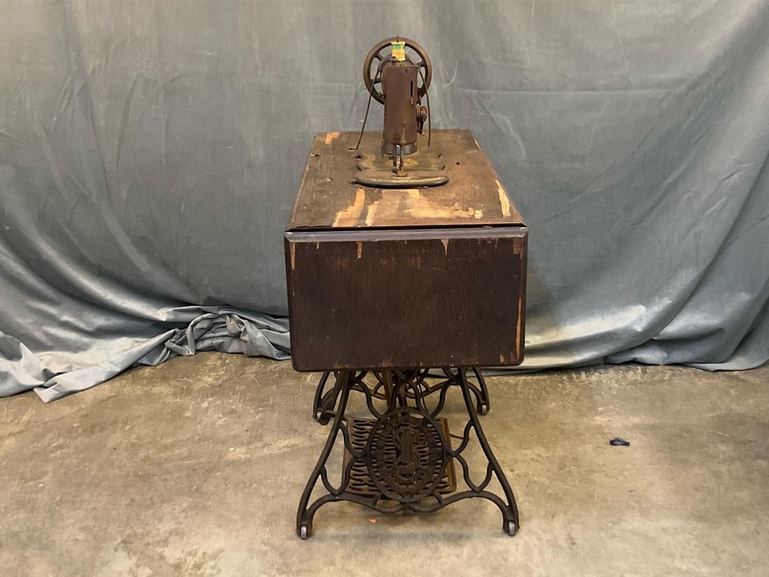 Singer Sewing Machine - 2
