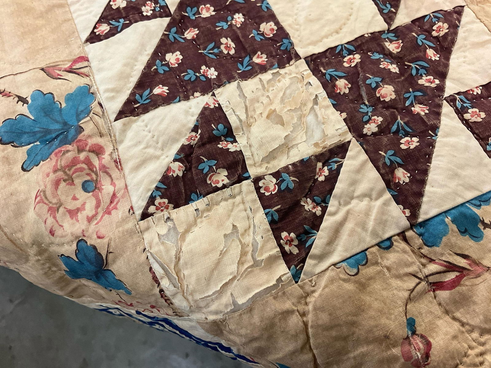 Feedsack Quilt - 7